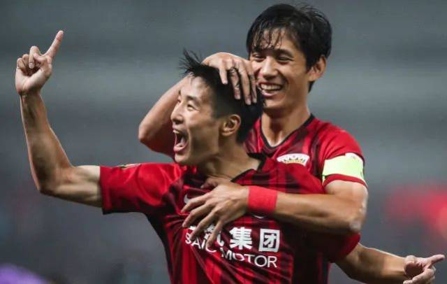 容与拉伸